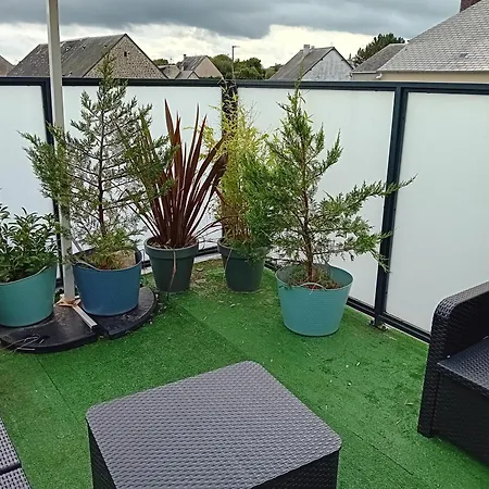 Les Mouettes Duplex Independant Dans Maison Spacieux Petite Vue Sur Des Belle Terrasse Amenagee En Hauteur Pres Omaha Et Bayeux 800 M Et 300 M Superette 滨海维耶维尔