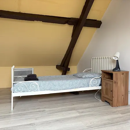 Les Mouettes Duplex Independant Dans Maison Spacieux Petite Vue Sur Des Belle Terrasse Amenagee En Hauteur Pres Omaha Et Bayeux 800 M Et 300 M Superette 公寓 滨海维耶维尔