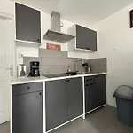 Apartman Les Mouettes Duplex Independant Dans Maison Spacieux Petite Vue Sur Des Belle Terrasse Amenagee En Hauteur Pres Omaha Et Bayeux 800 M Et 300 M Superette *