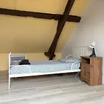 Les Mouettes Duplex Independant Dans Maison Spacieux Petite Vue Sur Des Belle Terrasse Amenagee En Hauteur Pres Omaha Et Bayeux 800 M Et 300 M Superette Apartman Vierville-sur-Mer