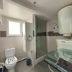 Les Mouettes Duplex Independant Dans Maison Spacieux Petite Vue Sur Des Belle Terrasse Amenagee En Hauteur Pres Omaha Et Bayeux 800 M Et 300 M Superette Apartman