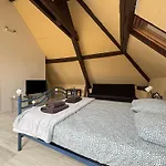 Les Mouettes Duplex Independant Dans Maison Spacieux Petite Vue Sur Des Belle Terrasse Amenagee En Hauteur Pres Omaha Et Bayeux 800 M Et 300 M Superette *