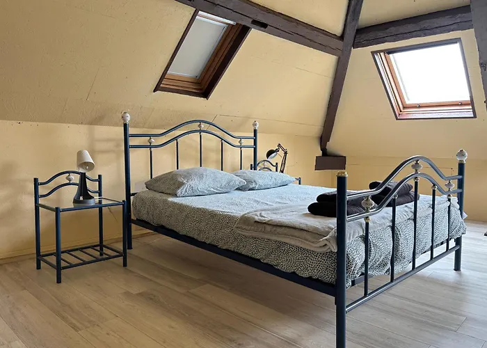 Les Mouettes Duplex Independant Dans Maison Spacieux Petite Vue Sur Des Belle Terrasse Amenagee En Hauteur Pres Omaha Et Bayeux 800 M Et 300 M Superette ויירוויל-סור-מר