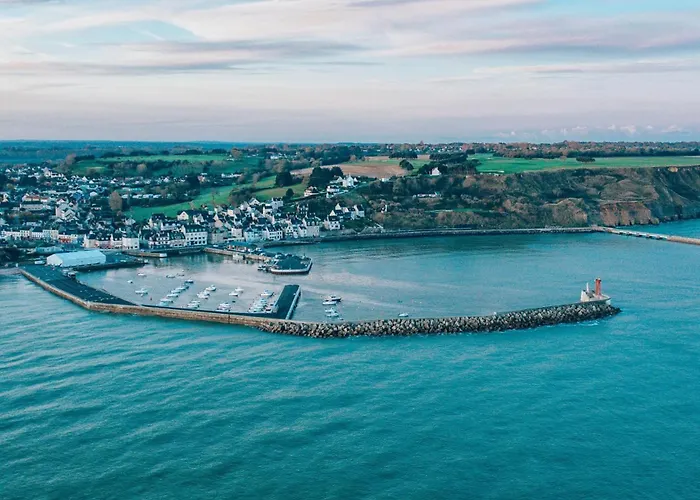Les Mouettes Duplex Independant Dans Maison Spacieux Petite Vue Sur Des Belle Terrasse Amenagee En Hauteur Pres Omaha Et Bayeux 800 M Et 300 M Superette דירה ויירוויל-סור-מר